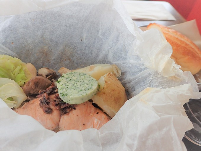 北海道 車中泊 キャンピングカー 銭函 zenibako base airstream cafe ブログ