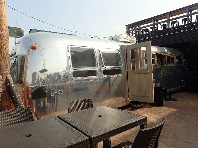 北海道 車中泊 キャンピングカー 銭函 zenibako base airstream cafe ブログ